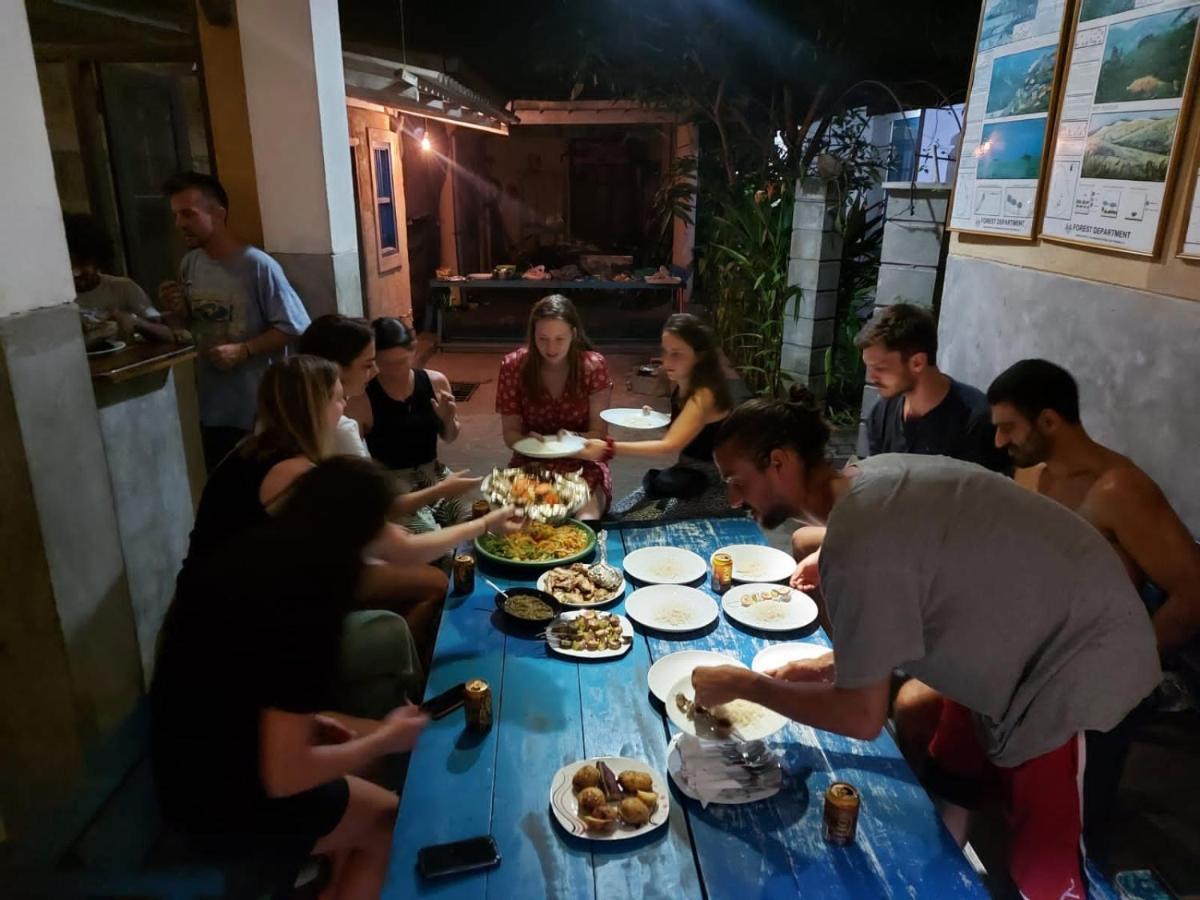 Cycling Backpacker Hostel & Cafe Unawatuna Kültér fotó