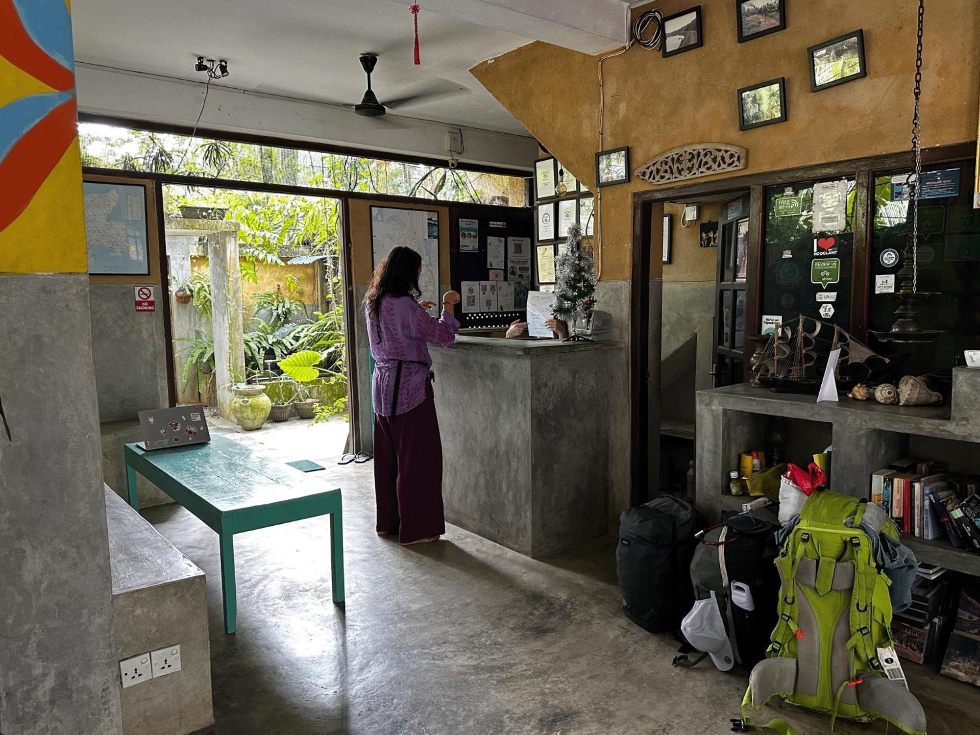 Cycling Backpacker Hostel & Cafe Unawatuna Kültér fotó